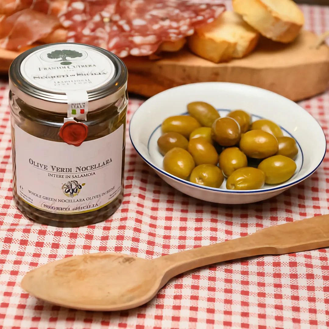 Olive Verdi Nocellara von Frantoi Cutrera, angerichtet