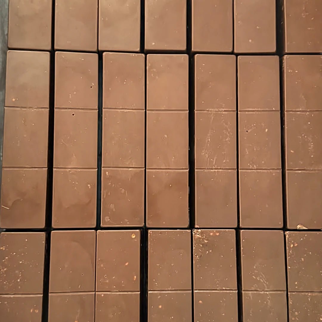 Barbero Gianduja con Granella di Torrone 260 g – Gianduja-Schokolade mit knusprigem Haselnuss-Nougat - OLIPASO - Süsses