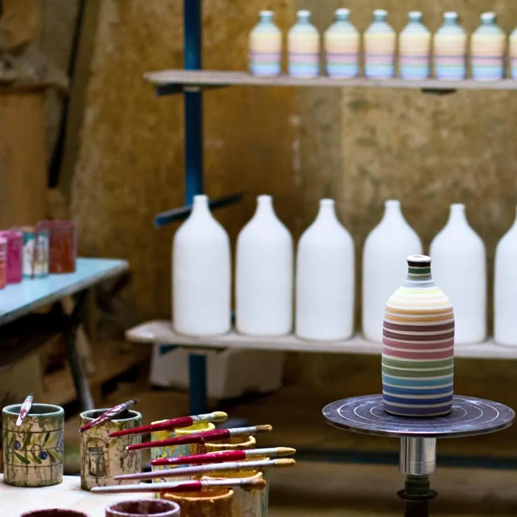 Frantoio Murgalia Keramikflasche Regenbogen - OLIPASO