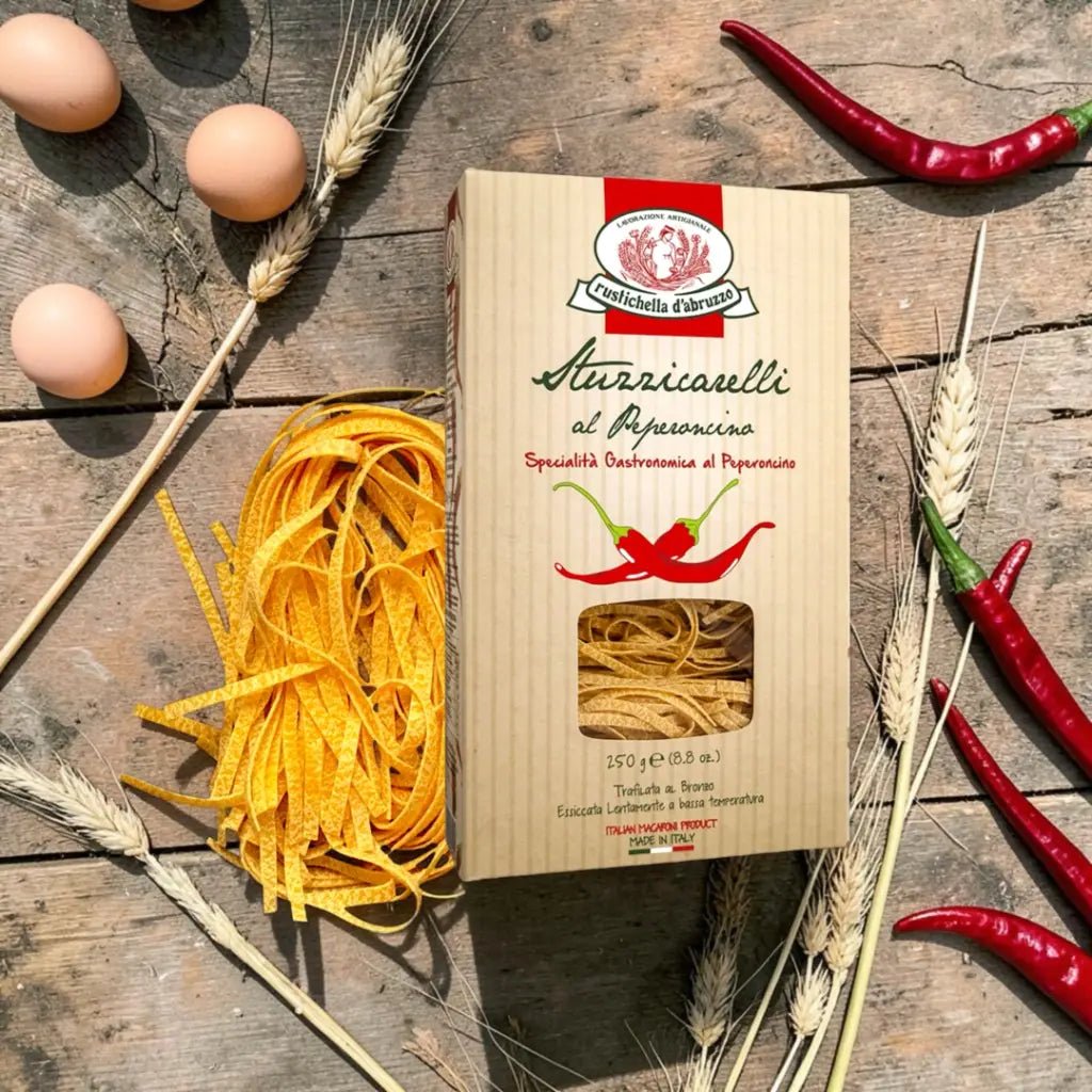 Stuzzicarelli al Peperoncino - Rustichella Eiernudeln mit Chili 250g - OLIPASO - Pasta