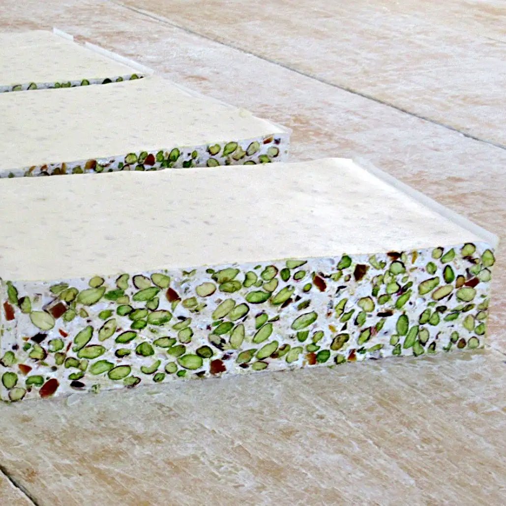 Barbero Torrone morbido con Pistacchio 150 g – weiches Pistazien-Nougat mit Orangenhonig - OLIPASO - Süsses