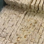 Barbero Torrone al Rum e Cioccolato 270 g – Haselnuss-Nougat mit Rum-Rosinen-Crème in dunkler Schokolade - OLIPASO - Süsses